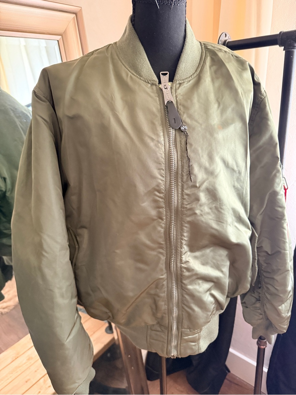 Alpha Industries | MA-1 Men's Olive Green Bomber Jacket